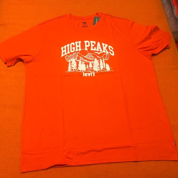 Levi’s orange tangerine 100% cotton High Peaks t-shirt NWT - Picture 2 of 9